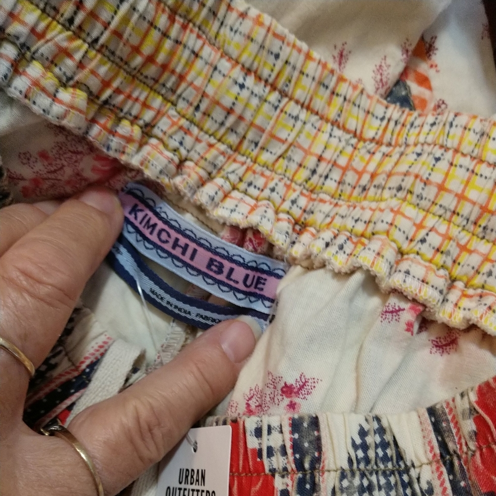 ๐ Urban Outfitters Kimchi Blue Patchwork Summit TRK Pants Small - Picture 9 of 16
